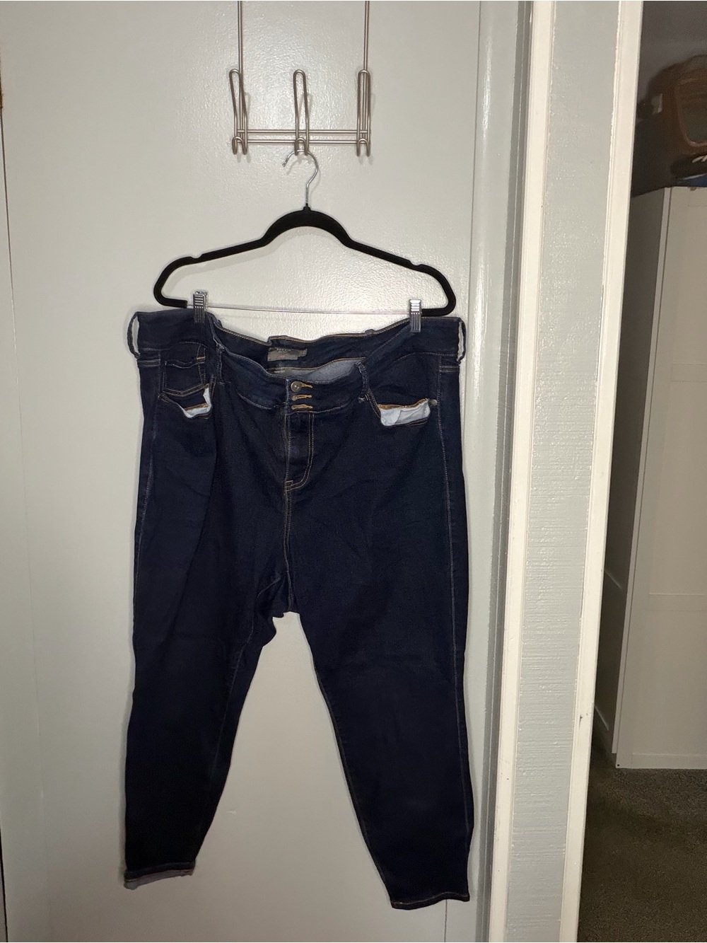 torrid Dark Navy High-Rise skinny jeans size 26 short
